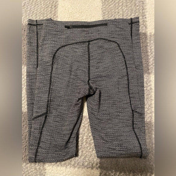 Lululemon - Picture 4 of 4